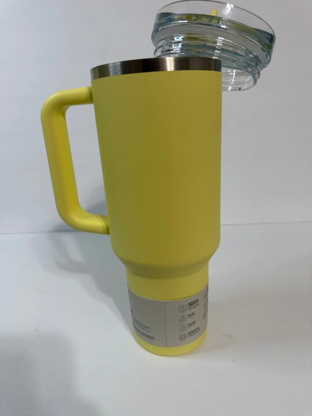 Stanley Yellow Insulated Quencher Tumbler with Handle - Picture 7 of 8